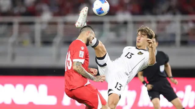 Bermain di hadapan publik sendiri, Skuad Garuda gagal mencetak satu pun gol ke gawang Lebanon pada laga uji coba terakhir jelang putaran keempat Kualifikasi Piala Dunia 2026 zona Asia grup B. (Bola.com/Abdul Aziz)