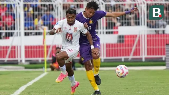 Yakob Sayuri jadi penentu kemenangan Malut United FC atas Persik 2-1 di Stadion Gelora Kie Raha Ternate, Sabtu (25/1/2025). (Bola.com/Gatot Sumitro)