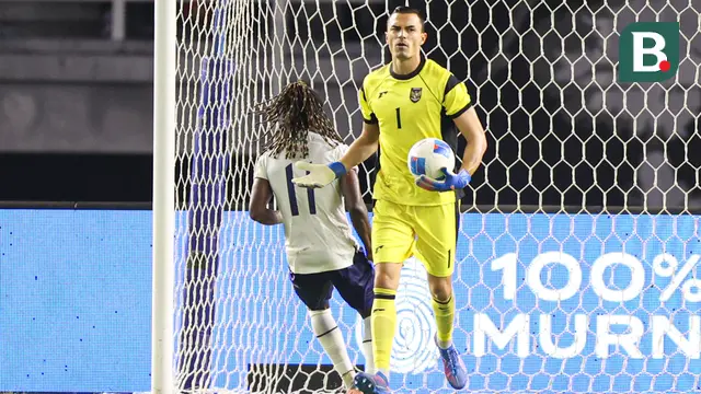 Kiper Timnas Indonesia, Emil Audero Mulyadi, dalam laga FIFA Matchday melawan Chinese Taipei di Stadion Gelora Bung Tomo, Surabaya, Jumat (5/9/2025). (Bola.com/Abdul Aziz)