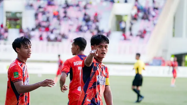 Kapten Kendal United, Dimas Sukarno membobol gawang Persipura dalam laga lanjutan Pegadaian Championship 2025/2026 di Stadion Papua Bangkitewq`Q``1`, Minggu (28/9/2026) sore (Dok. Kendal Tornado FC)
