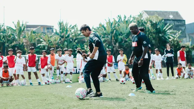 Simpati Class of Stars hadir di Yogyakarta Independent School (YIS), Sleman pada Sabtu (27/9/2025) pagi. (Dok Offside Corp)