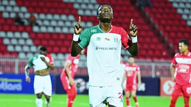 Striker asal Ghana, Jordan Mintah menjadi andalanKuching City di musim 2024/2025 (Instagram/jordan_mintah28)