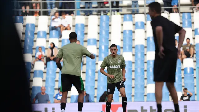 Pemain Sassuolo dan Timnas Indonesia, Jay Idzes. (X/Sassuolo)
