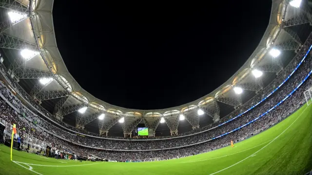 Pemandangan umum (a general view) Stadion King Abdullah Sports City di Jeddah selama final Supercoppa Italiana antara Juventus dan AC Milan pada 16 Januari 2019. (GIUSEPPE CACACE/AFP)