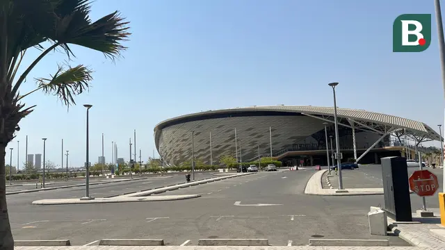King Abdullah Sport City Stadium dibangun pada 2012. Dua tahun kemudian, stadion itu sudah dibuka dan siap digunakan. (Bola.com/Hery Kurniawan)