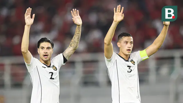Bek Timnas Indonesia, Jay Idzes dan Kevin Diks. (Bola.com/Abdul Aziz)