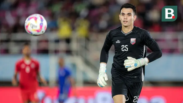 Kiper Borneo FC, Nadeo Arga Winata, saat menghadapi Arema FC pada laga final Piala Presiden 2024 di Stadion Manahan, Solo, Minggu (4/8/2024). (Bola.com/Bagaskara Lazuardi)