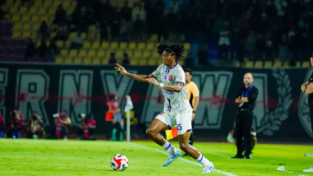 Pemain asing Persijap Jepara di BRI Super League 2025/2026, Najeeb Yakubu. (Bola.com/Radifa Arsa)