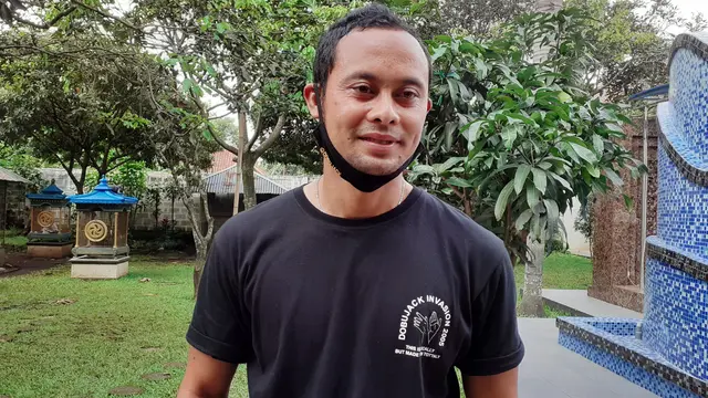 Mantan kapten Persib Bandung, Atep. (Bola.com/Erwin Snaz)