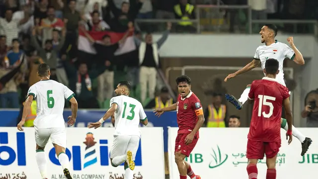 Gelandang Irak Bashar Rasan merayakan gol pertama timnya pada pertandingan Kualifikasi Piala Dunia 2026 zona Asia melawan Timnas Indonesia di Basra Sport City Stadium, Kamis, 16 November 2023. (Hussein Faleh / AFP)