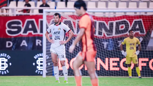 Borneo FC melumat Persik Kediri 2-0 pada pekan kesembilan BRI Super League 2025/2026 di Stadion Segiri Samarinda, Sabtu (18/10/2025). (Bola.com/Gatot Sumitro)