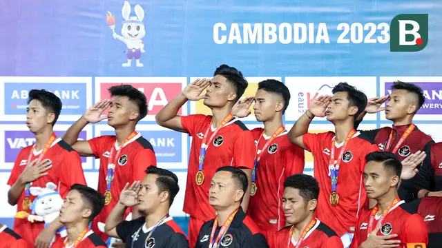 Foto di atas merupakan jepretan Abdul Aziz ketika Timnas Indonesia U-22 menjuarai SEA Games 2023 di Kamboja, di mana penantian panjang untuk bisa menyabet medali emas di SEA Games berakhir. (Bola.com/Abdul Aziz)
