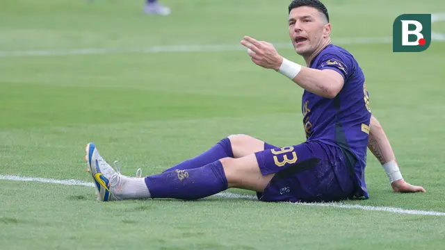 Striker Persita Tangerang, Andrejic Aleksa pada laga kontra PSIM di ajang BRI Super League 2025/2026. (Muhammad Iqbal Ichsan/Bola.com)