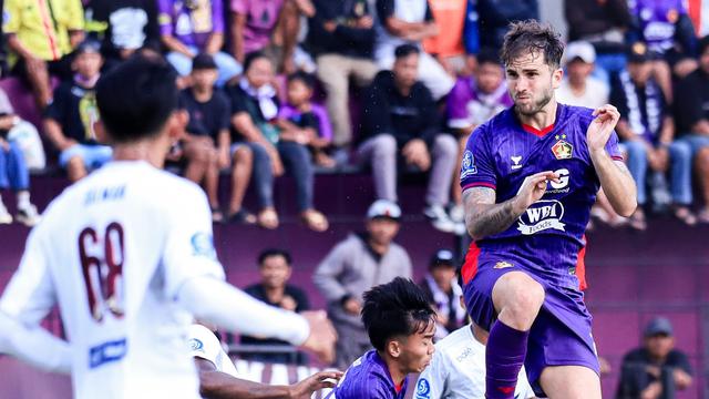 Persik Kediri Vs PSM Makassar. (Bola.com/Dok.Instagram Persik Kediri).
