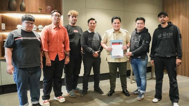 Ketua Umum PSSI, Erick Thohir, bertemu dengan perwakilan Ultras Garuda Indonesia pada Sabtu (25/10/2025) di Jakarta. (dok. PSSI)