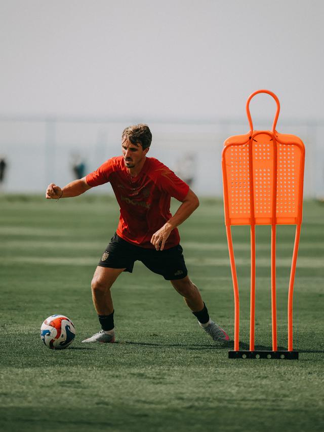 Gelandang Bali United, Tim Receveur, saat sesi latihan di Bali United Training Center beberapa waktu lalu. (dok. Bali Unted)