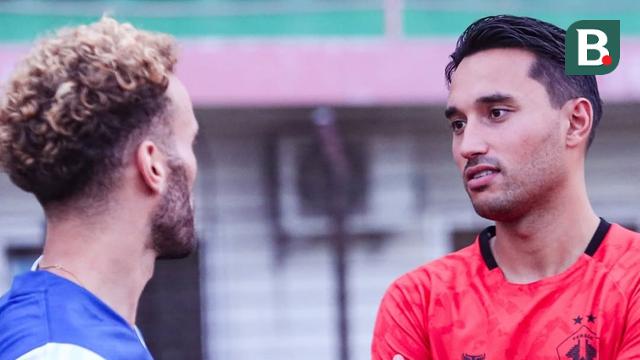 Ze Valente dan Ezra Walian diprediksi bakal jadi magnet pertandingan PSIM kontra Persib pada pekan kesebelas BRI Super League 2025/2026 di Stadion Sultan Agung Bantul, Yogyakarta, Jumat (31/10/2025). (Bola.com/Gatot Sumitro)