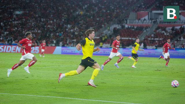 Dengan hasil ini, Oxford United mengirim sinyal kuat sebagai kandidat juara di turnamen Piala Presiden 2025, sekaligus memberi kebanggaan tersendiri bagi fans Indonesia lewat performa apik Ole Romeny. (Bola.com/M Iqbal Ichsan)