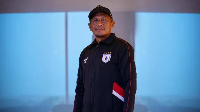 Rahmad Darmawan menjadi pelatih Persipura Jayapura. (Bola.com/Dok.Media Persipura).