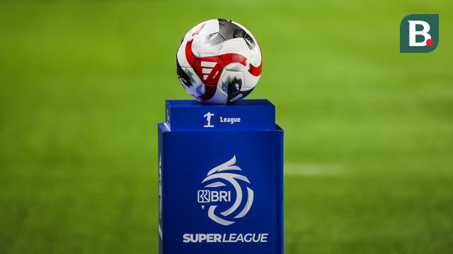Penampakan bola yang di pakai pada BRI Super League 2025/2026. (Bola.com/Abdul Aziz)