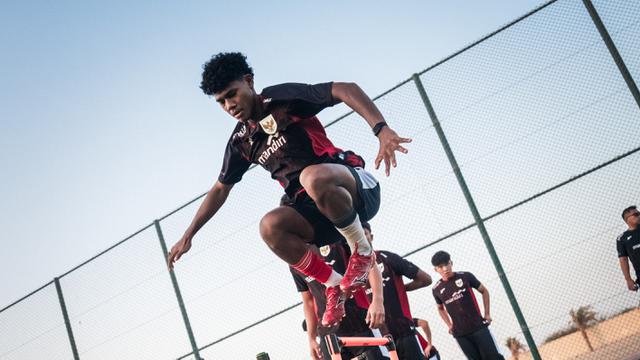 Penyerang Timnas Indonesia U-17, Fadly Alberto Hengga menjalani sesi pemusatan latihan di Dubai, Uni Emirat Arab dalam rangka persiapan menuju Piala DUnia U-17 2025. (Dok. PSSI)