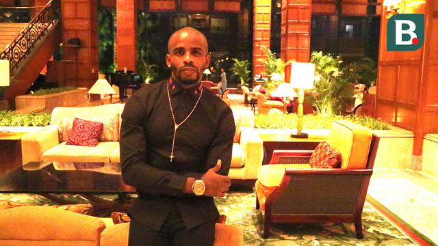 Greg Nwokolo dikabarkan menikahi model cantik, Kimmy Jayanti, di Australia. (Bola.com/Aditya Wany)