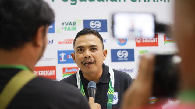 Ega Raka Galih masih menjabat sebagai pelatih definitif PSIS Semarang. (dok. PSIS Semarang)