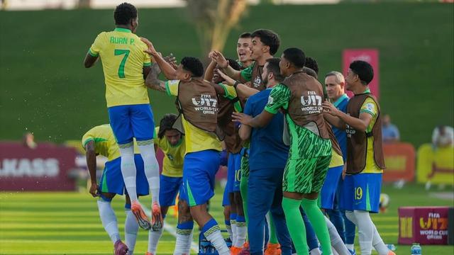 Timnas Brasil U-17 berpesta gol ke gawang Timnas Honduras U-17 dalam laga perdana Grup H Piala Dunia U-17 2025, Selasa (4/11/2025). (Dok. CBF)