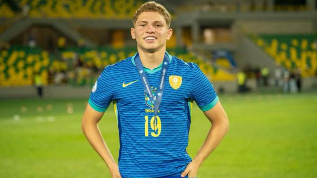 Wendeson Wanderley Santos de Melo, striker Timnas Brasil U-17 yang dijuluki 'Haaland of the Sertao. Ia akan jadi andalan Brasil di Piala Dunia U-17 2025. (Dok. fifa.com)