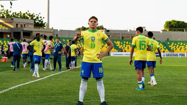 Wendeson Wanderley Santos de Melo, striker Timnas Brasil U-17 yang dijuluki 'Haaland of the Sertao. Ia akan jadi andalan Brasil di Piala Dunia U-17 2025. (Dok. fifa.com)