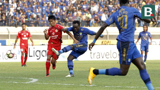 Manajemen mendatangkan Michael Essien sebagai kado istimewa ulang tahun Persib ke-84. (Bola.com/M Iqbal Ichsan)