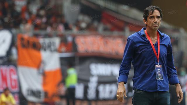 Luciano Leandro saat memimpin PSM Makassar. (Bola.com/Nicklas Hanoatubun)