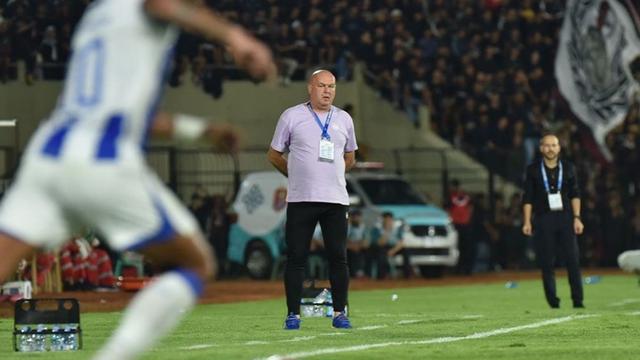 Bojan Hodak, pelatih Persib Bandung di BRI Super League 2025/26. (Dok. ileague.id)