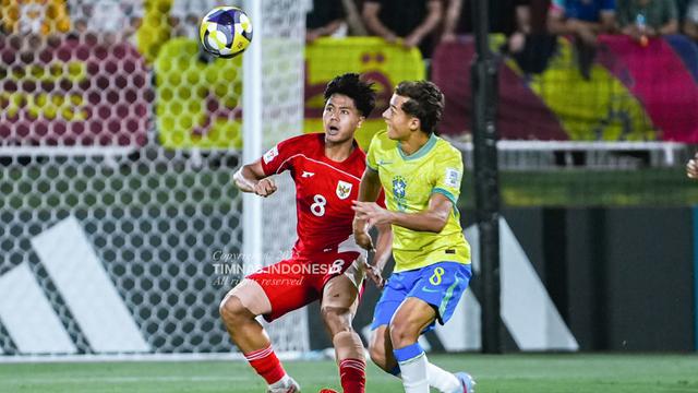 Meski belum meraih kemenangan, peluang Garuda Muda untuk lolos ke babak 16 besar belum sepenuhnya tertutup. Fadly Alberto dkk masih memiliki satu laga tersisa yang bisa menjadi penentu nasib mereka di Piala Dunia U-17 2025. (Dok. PSSI)
