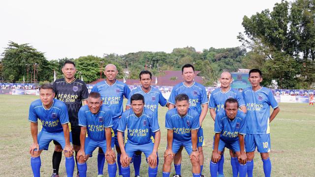 Acara launching Persma 1960 digelar di Lapangan KONI Sario Manado, Rabu (12/11/2025), dan dihadiri ribuan warga yang rindu melihat klub kebanggaan mereka kembali beraksi. (Dok. Ofisial Persma 1960)