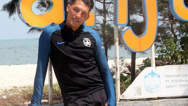 Patrick Sofian Ghigani akan menangani Persijap musim 2018. (Bola.com/Dok Pribadi)