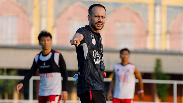 Mario Lemos, pelatih Persijap Jepara di BRI Super League 2025/26. (Dok. ileague.id)