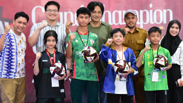 Ketua Asosiasi Akademi Futsal Indonesia (AAFI), Michael Sianipar, dalam acara pembukaan Grand Champions Asosiasi Akademi Futsal Indonesia (AAFI) Nasional 2025 pada Senin (17/11/2025) di Saka Futsal Camp, Bekasi. (Dok. AAFI) 
