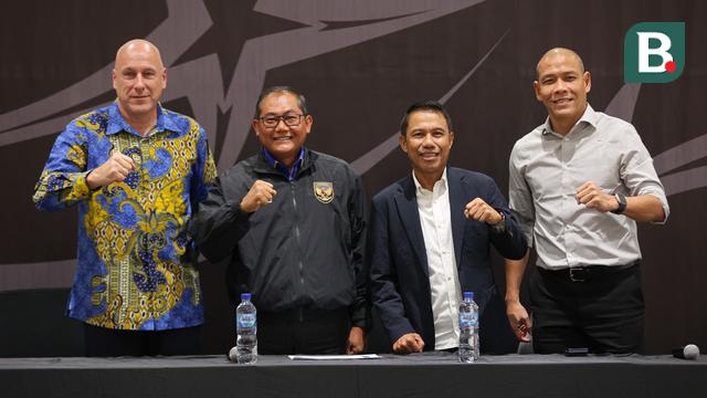 Nova Arianto ditunjuk menjadi pelatih Timnas Indonesia U-20. (Bola.com/Abdul Aziz)