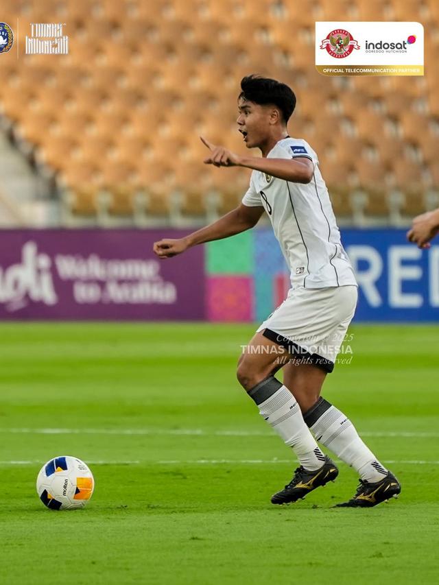 Pemain Timnas Indonesia U-17, Nazriel Alfaro, saat menghadapi Korea Selatan pada laga pertama Grup C Piala Asia U-17 2025. (Dok. Timnas Indonesia)