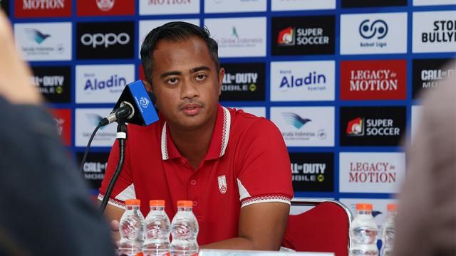 Tithan Wulung Suryata, asisten pelatih Persis Solo di BRI Super League 2025/26. (Dok. ileague.id)
