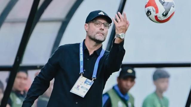 Tomas Trucha, pelatih PSM Makassar di BRI Super League 2025/2026. (Dok. ileague.id)