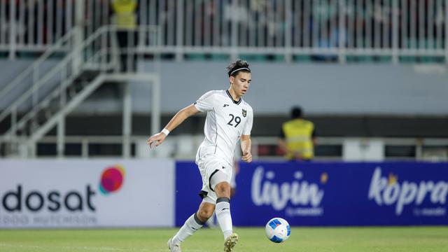 Bek Timnas Indonesia U-22, Dion Markx. (Bola.com/Bagaskara Lazuardi)