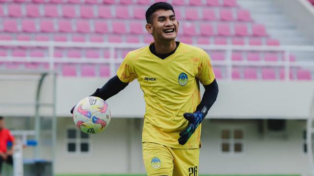Harlan Suardi, kiper PSIM Yogyakarta di Liga 2 2024/2025. (Bola.com/Dok. PSIM)